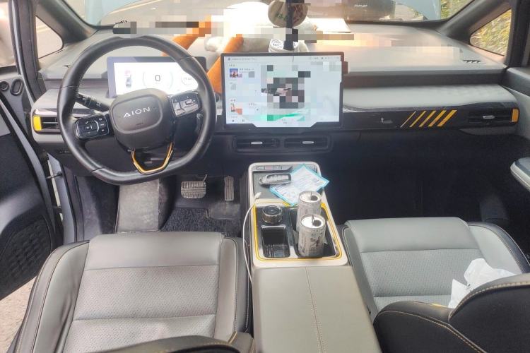 Used AION Y 2022 70 Intelligent Edition Lithium Iron Phosphate Interior 2
