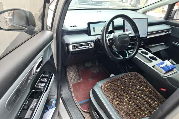 Used AION Y 2022 Plus 70 Tech Edition Interior 3