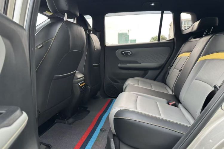 Used AION Y 2022 70 Intelligent Edition Lithium Iron Phosphate Interior 4