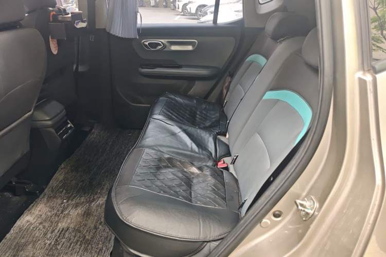 Used AION Y 2022 Plus 70 Enjoy Edition Interior 4