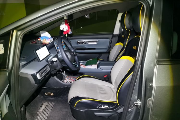 Used AION Y 2022 Plus 70 Enjoy Edition Left Front Seat
