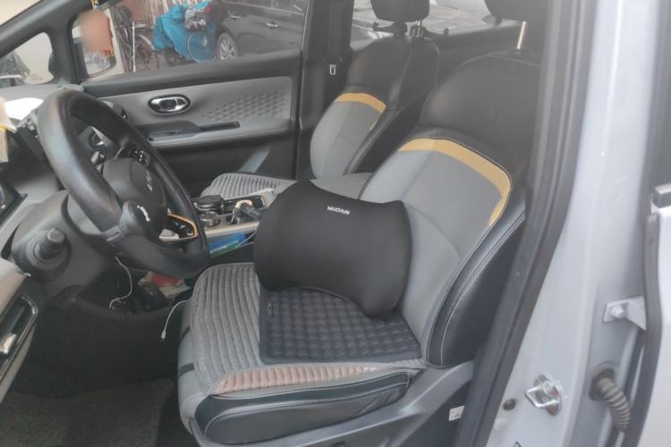 Used AION Y 2022 70 Intelligent Edition Lithium Iron Phosphate Left Front Seat