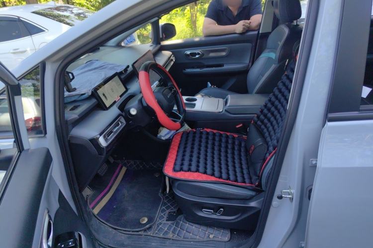 Used AION Y 2022 Plus 70 Smart Edition Left Front Seat