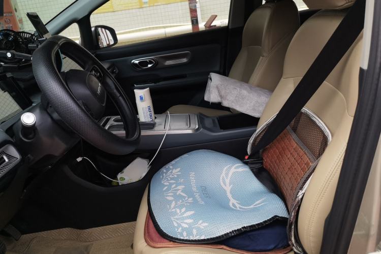 Used AION Y 2022 Plus 80 Enjoy Edition Left Front Seat