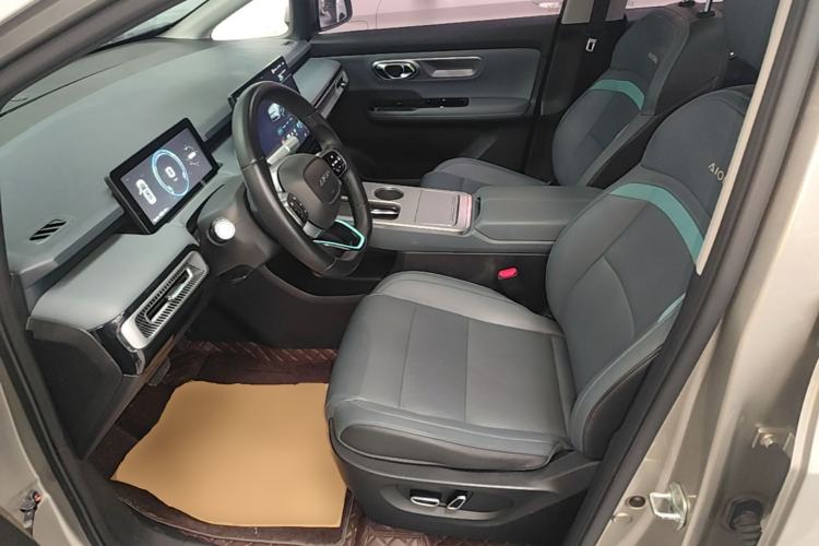 Used AION Y 2022 Plus 70 Smart Edition Left Front Seat