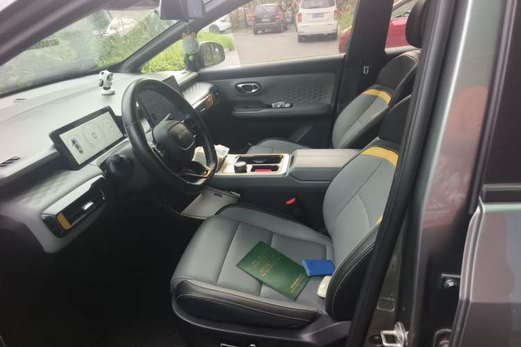 Used AION Y 2022 70 Intelligent Driving Version Lithium Iron Phosphate Left Front Seat