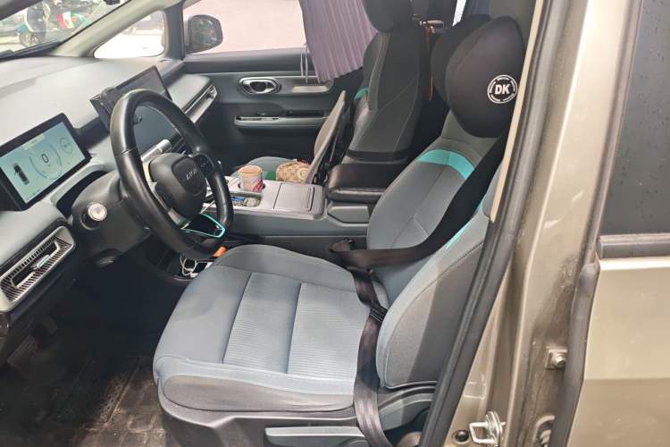 Used AION Y 2022 Plus 70 Enjoy Edition Left Front Seat