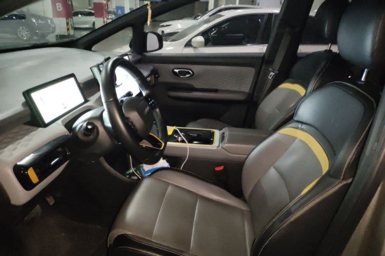 Used AION Y 2022 70 Intelligent Edition Lithium Iron Phosphate Left Front Seat