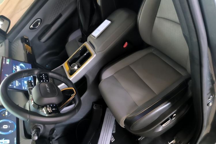 Used AION Y 2022 70 Intelligent Edition Lithium Iron Phosphate Left Front Seat
