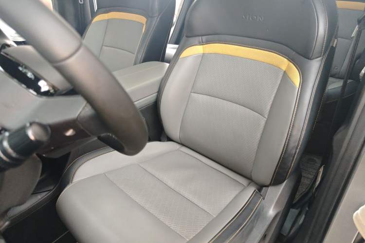 Used AION Y 2022 70 Intelligent Edition Lithium Iron Phosphate Left Front Seat