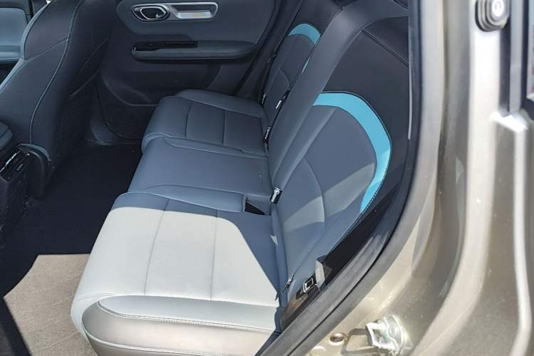Used AION Y 2022 Plus 70 Smart Edition Left Rear Seat