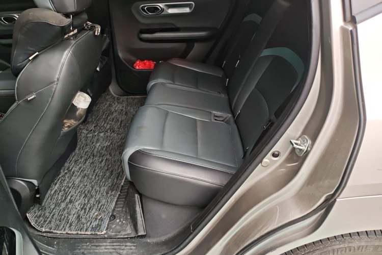 Used AION Y 2022 Plus 70 Smart Edition Left Rear Seat