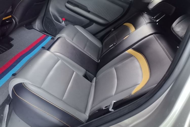 Used AION Y 2022 70 Intelligent Edition Lithium Iron Phosphate Left Rear Seat