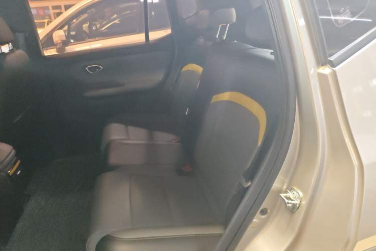 Used AION Y 2022 70 Intelligent Edition Lithium Iron Phosphate Left Rear Seat