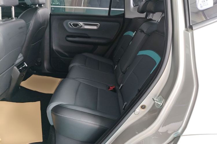 Used AION Y 2022 Plus 70 Tech Edition Left Rear Seat