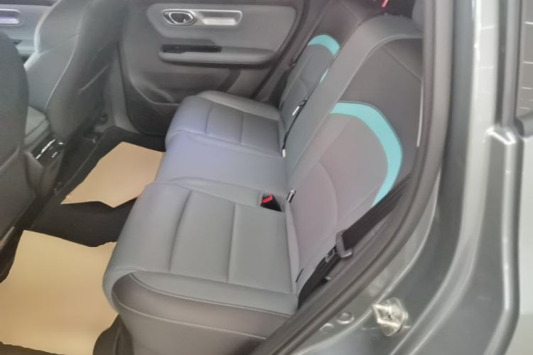 Used AION Y 2022 Plus 80 Smart Edition Left Rear Seat