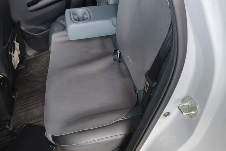 Used AION Y 2022 Plus 70 Tech Edition Left Rear Seat