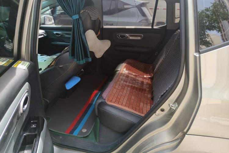Used AION Y 2022 Plus 70 Smart Edition Left Rear Seat
