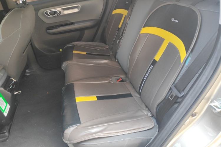 Used AION Y 2022 Plus 70 Enjoy Edition Left Rear Seat