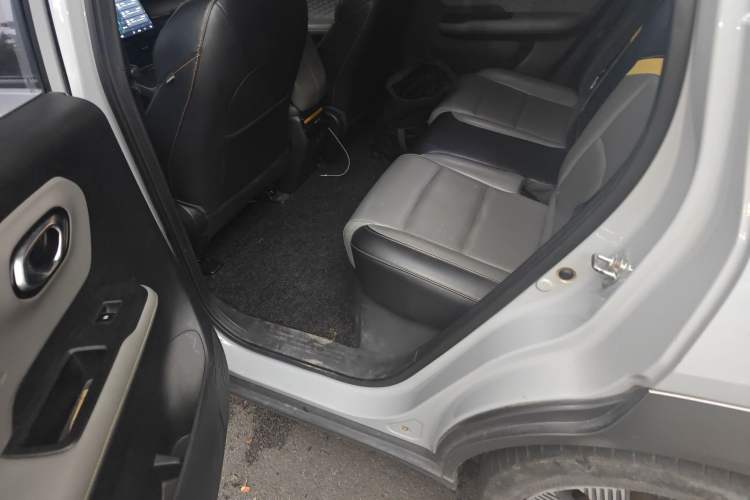 Used AION Y 2022 70 Tech Edition Lithium Iron Phosphate Left Rear Seat