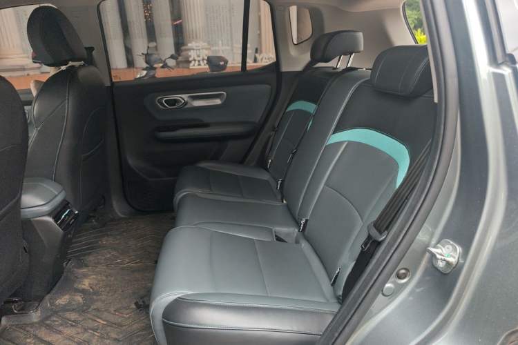 Used AION Y 2022 Plus 70 Smart Edition Left Rear Seat