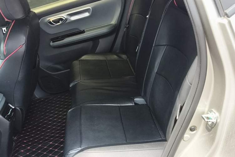 Used AION Y 2022 Plus 70 Enjoy Edition Left Rear Seat
