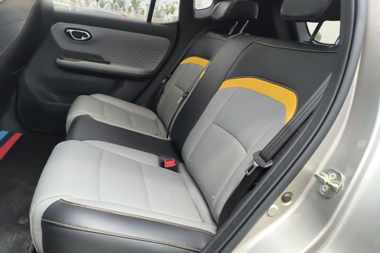 Used AION Y 2022 70 Intelligent Edition Lithium Iron Phosphate Left Rear Seat