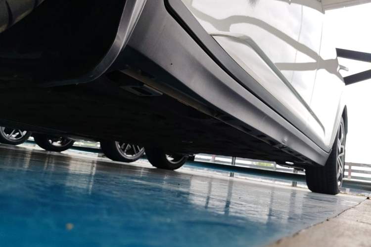 Used AION Y 2022 Plus 70 Tech Edition Left Side Sill