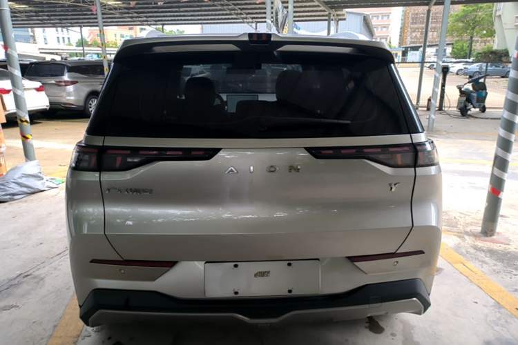 Used AION Y 2022 70 Tech Edition Lithium Iron Phosphate Rear