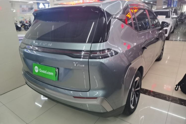 Used AION Y 2022 Plus 80 Smart Edition Rear Right 45 Deg