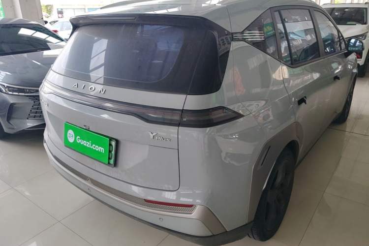 Used AION Y 2022 Plus 70 Tech Edition Rear Right 45 Deg