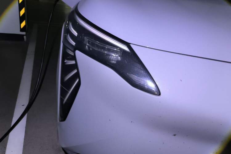 Used AION Y 2022 Plus 70 Smart Edition Right Front Headlight