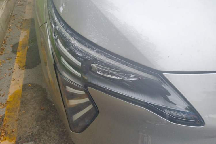 Used AION Y 2022 Plus 70 Enjoy Edition Right Front Headlight