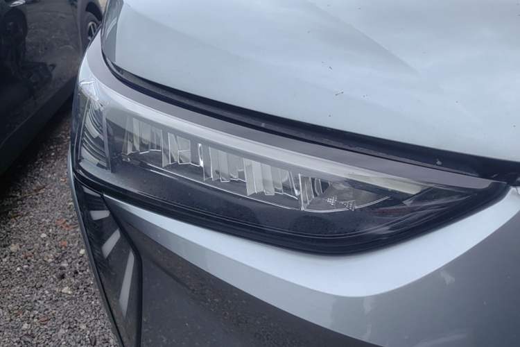 Used AION Y 2022 70 Enjoyment Edition Lithium Iron Phosphate Right Front Headlight