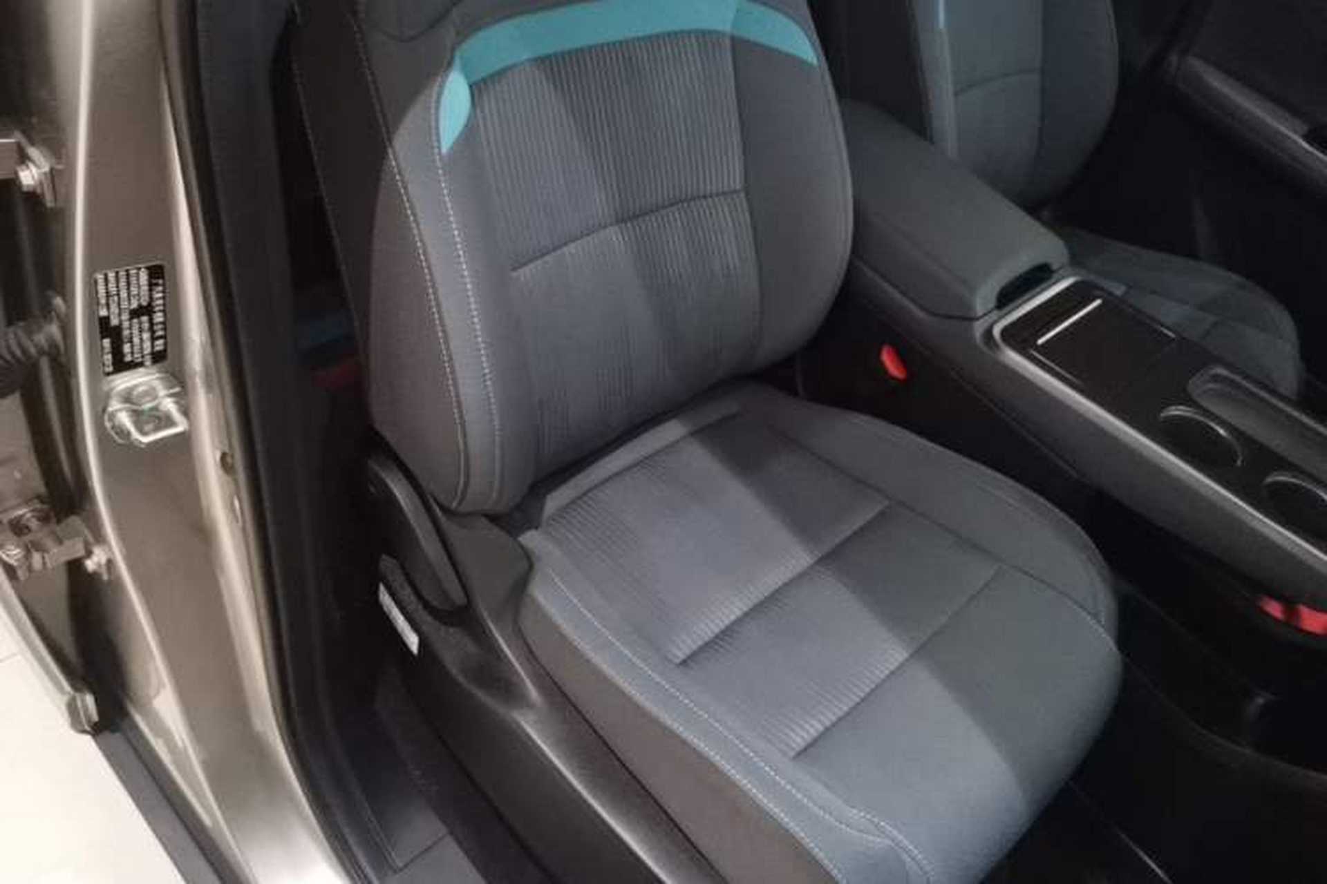 Used AION Y 2022 Plus 70 Enjoy Edition Right Front Seat