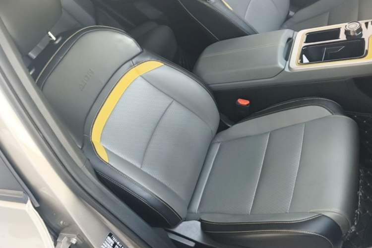 Used AION Y 2022 70 Enjoyment Edition Lithium Iron Phosphate Right Front Seat