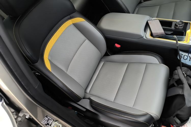 Used AION Y 2022 70 Intelligent Edition Lithium Iron Phosphate Right Front Seat