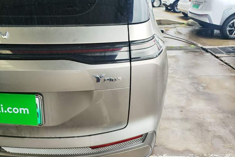Used AION Y 2022 Plus 70 Smart Edition Right Rear Taillight