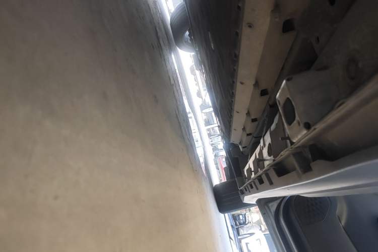 Used AION Y 2022 Plus 70 Smart Edition Right Side Sill