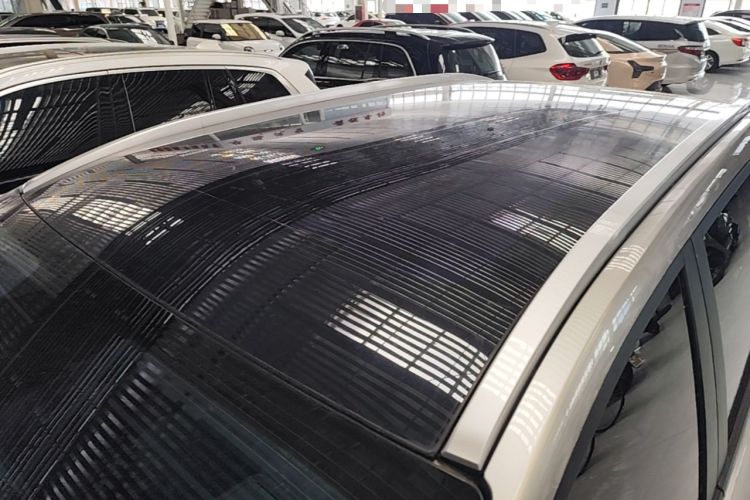 Used AION Y 2022 Plus 70 Smart Edition Roof