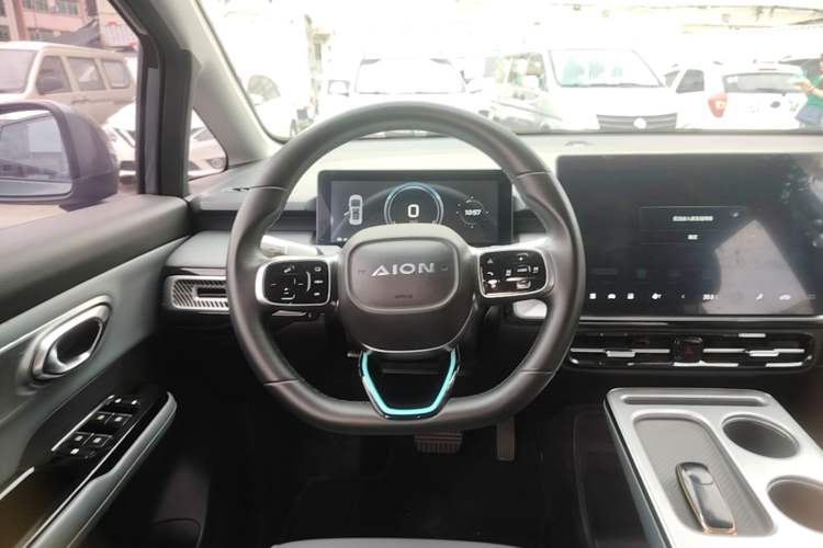 Used AION Y 2022 Plus 70 Enjoy Edition Steering Wheel