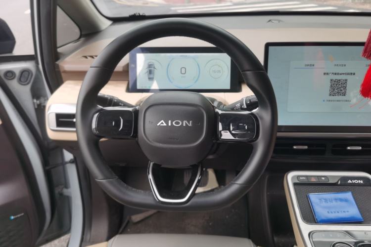 Used AION Y 2022 70 Intelligent Edition Lithium Iron Phosphate Steering Wheel