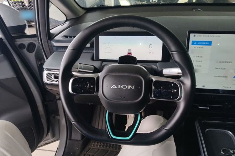 Used AION Y 2022 Plus 70 Tech Edition Steering Wheel