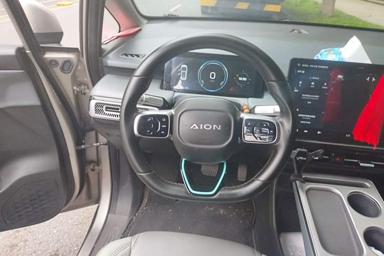 Used AION Y 2022 Plus 70 Enjoy Edition Steering Wheel