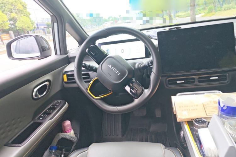 Used AION Y 2022 70 Intelligent Edition Lithium Iron Phosphate Steering Wheel