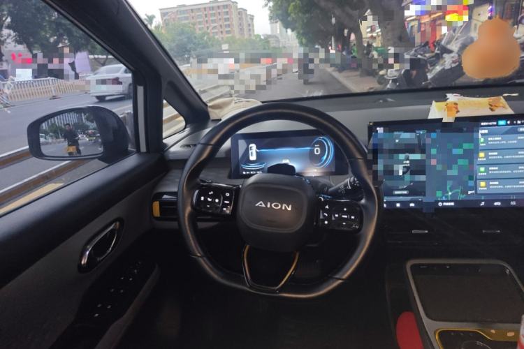 Used AION Y 2022 70 Tech Edition Lithium Iron Phosphate Steering Wheel