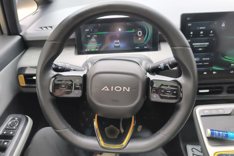 Used AION Y 2022 70 Intelligent Edition Lithium Iron Phosphate Steering Wheel