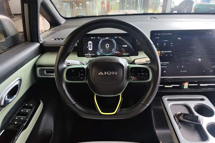 Used AION Y 2022 Plus 70 Smart Edition Steering Wheel