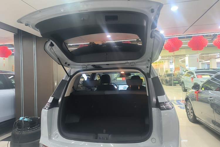 Used AION Y 2022 Plus 80 Enjoy Edition Trunk
