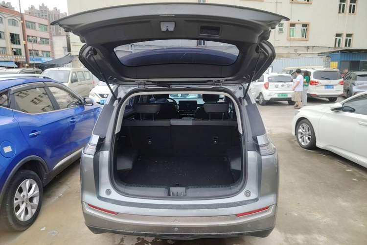 Used AION Y 2022 Plus 70 Enjoy Edition Trunk